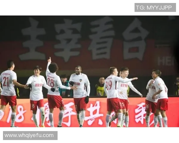 天津权健迎战沈阳球队全力以赴争夺胜利展现实力与斗志